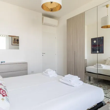 Italianway Comfort - Ripa Ticinese 103 Apartment