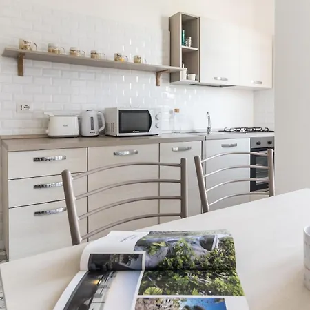 Italianway Comfort - Ripa Ticinese 103 Apartment Milan